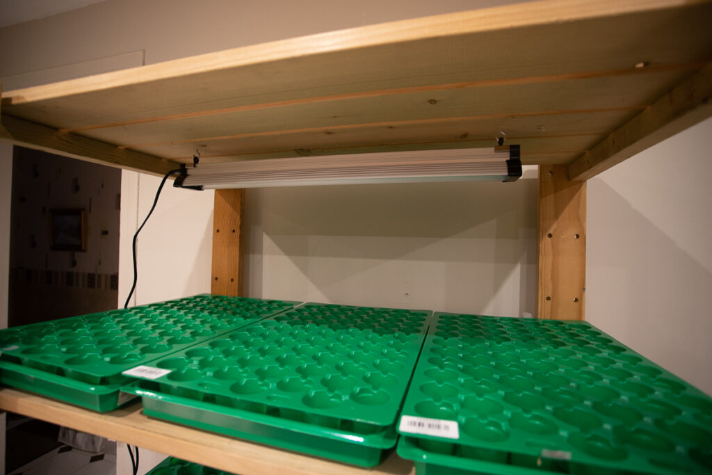 Barre led et plaques de semis